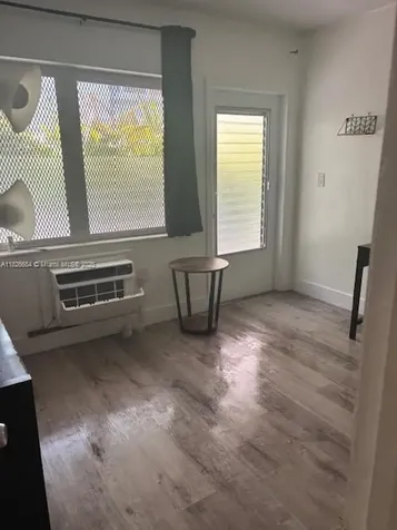 921 Meridian Avenue Miami Beach FL 33139