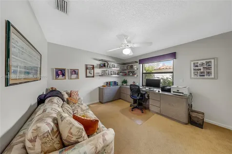 10070 NW 10th Street Plantation FL 33322