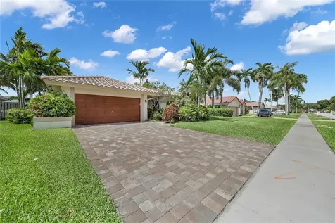 10070 NW 10th Street Plantation FL 33322