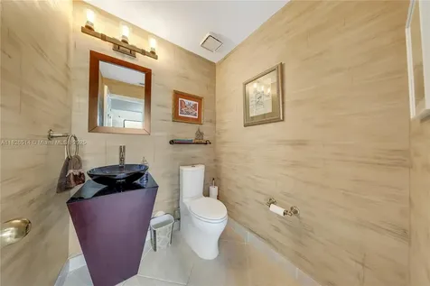 10070 NW 10th Street Plantation FL 33322