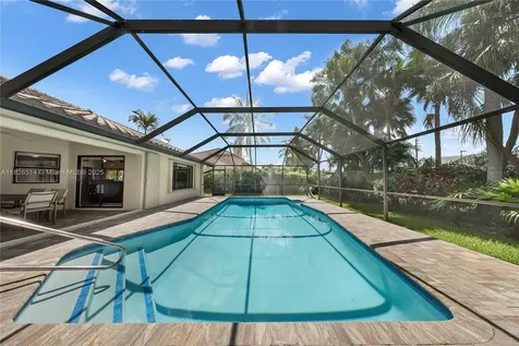 10070 NW 10th Street Plantation FL 33322