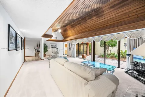 7824 SW 118th Court Miami FL 33183