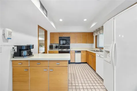 7824 SW 118th Court Miami FL 33183