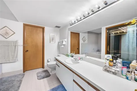 7824 SW 118th Court Miami FL 33183