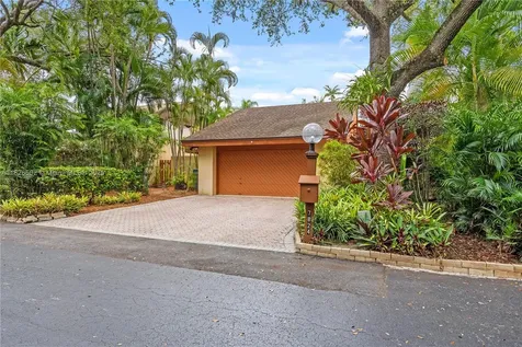 7824 SW 118th Court Miami FL 33183