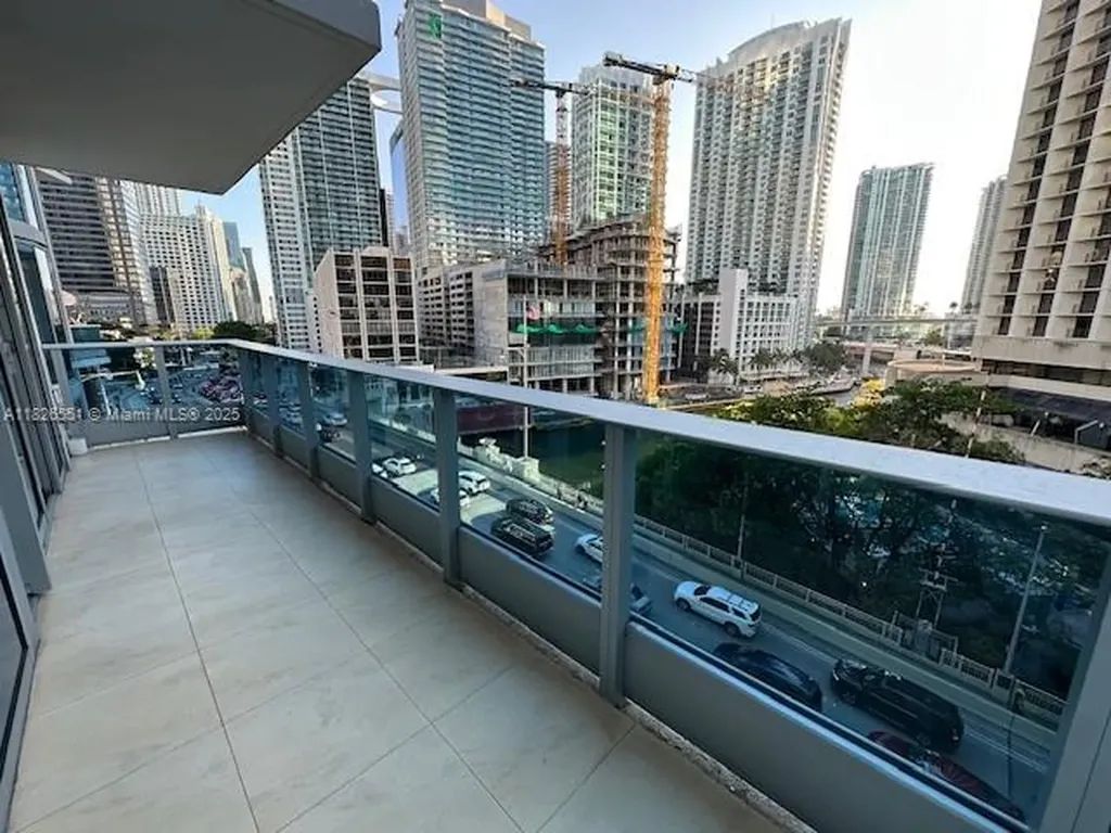 200 Biscayne Boulevard Way Miami FL 33131