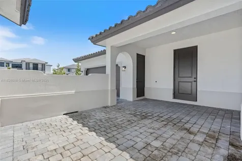 10456 SW 57th Court Cooper City FL 33328