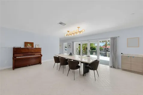 2010 NE 122nd Road North Miami FL 33181