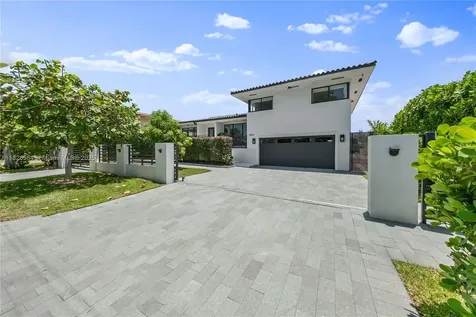 2010 NE 122nd Road North Miami FL 33181
