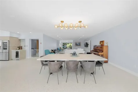 2010 NE 122nd Road North Miami FL 33181