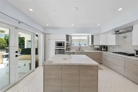 2010 NE 122nd Road North Miami FL 33181