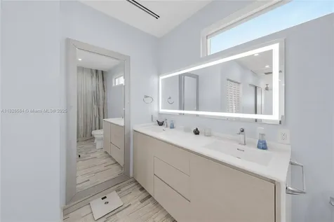 2010 NE 122nd Road North Miami FL 33181
