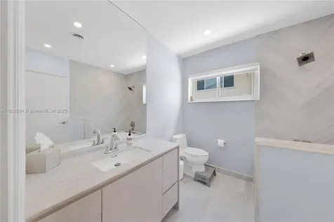 2010 NE 122nd Road North Miami FL 33181