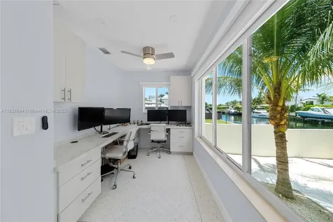 2010 NE 122nd Road North Miami FL 33181