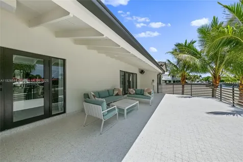 2010 NE 122nd Road North Miami FL 33181