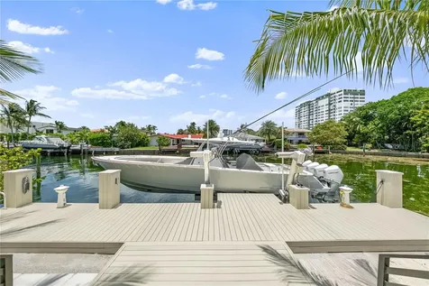 2010 NE 122nd Road North Miami FL 33181