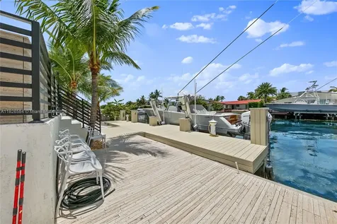 2010 NE 122nd Road North Miami FL 33181
