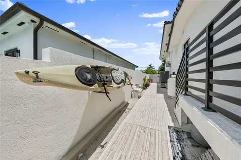 2010 NE 122nd Road North Miami FL 33181