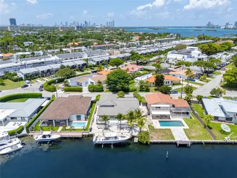 2010 NE 122nd Road North Miami FL 33181
