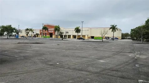 17355 NW 59th Avenue Hialeah FL 33015