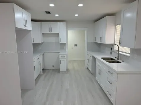 4380 NW 168th Terrace Miami Gardens FL 33055