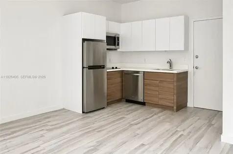 1560 Meridian Avenue Miami Beach FL 33139