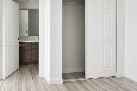1560 Meridian Avenue Miami Beach FL 33139