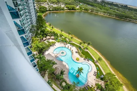 2641 N Flamingo Road Sunrise FL 33323
