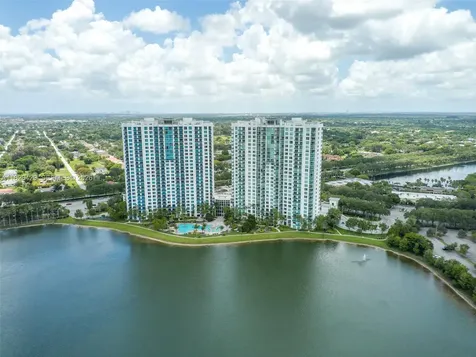 2641 N Flamingo Road Sunrise FL 33323