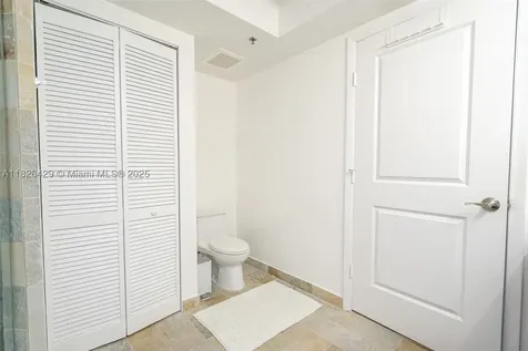 2641 N Flamingo Road Sunrise FL 33323
