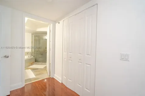 2641 N Flamingo Road Sunrise FL 33323