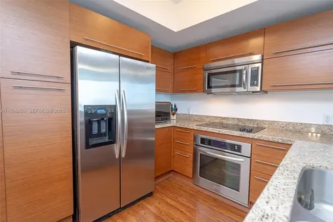 2641 N Flamingo Road Sunrise FL 33323