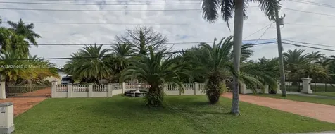 301 NW 132nd Avenue Miami FL 33182
