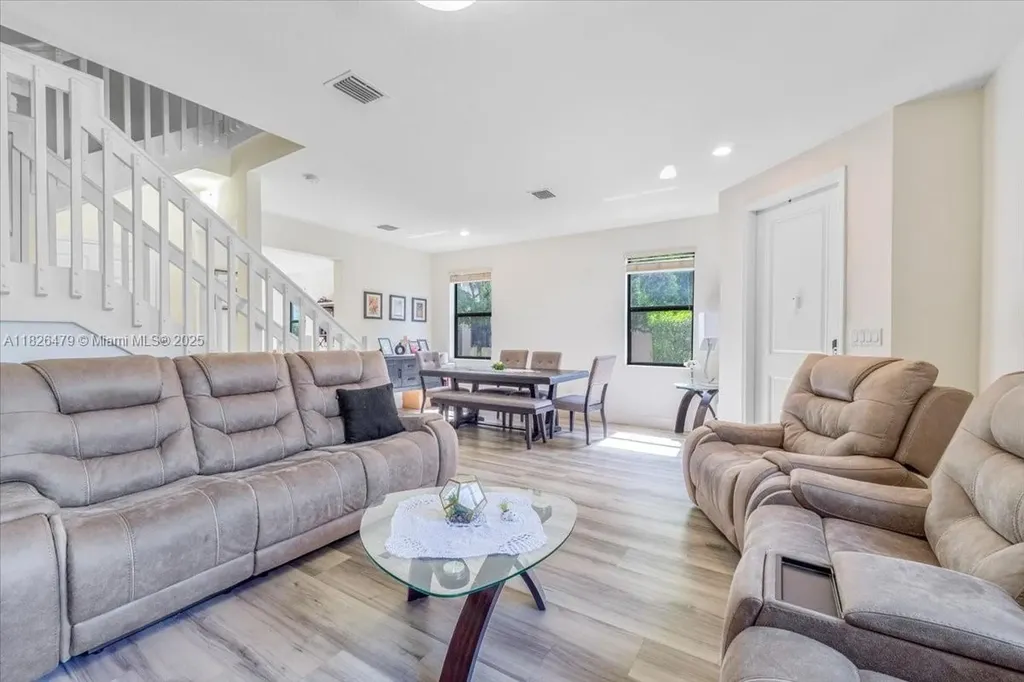 11525 SW 248th Terrace Homestead FL 33032