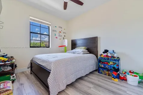 11525 SW 248th Terrace Homestead FL 33032