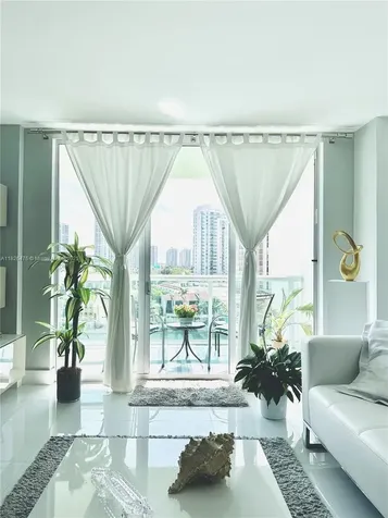 19390 Collins Avenue Sunny Isles Beach FL 33160