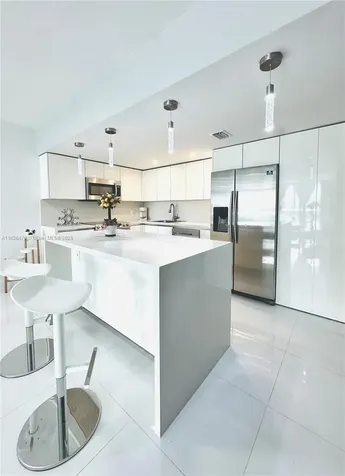 19390 Collins Avenue Sunny Isles Beach FL 33160