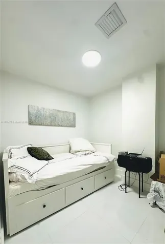 19390 Collins Avenue Sunny Isles Beach FL 33160