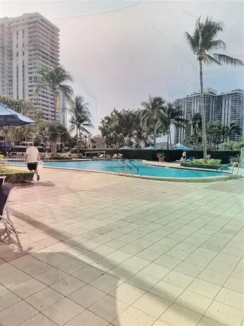 19390 Collins Avenue Sunny Isles Beach FL 33160