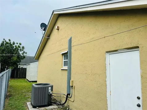 13840 SW 280th Terrace Homestead FL 33033