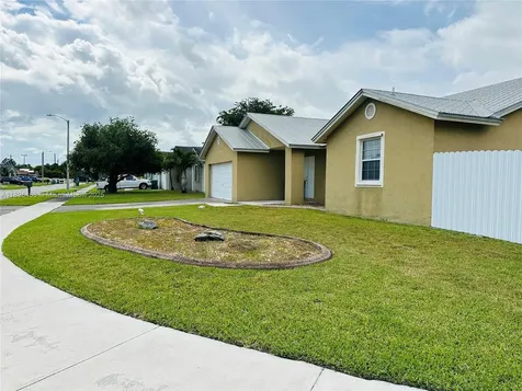 13840 SW 280th Terrace Homestead FL 33033