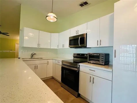 13840 SW 280th Terrace Homestead FL 33033