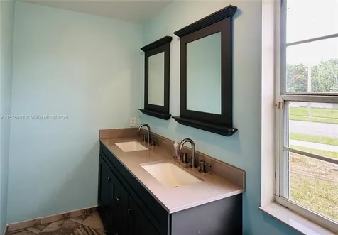 13840 SW 280th Terrace Homestead FL 33033