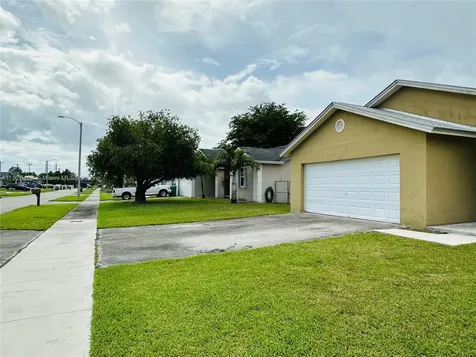 13840 SW 280th Terrace Homestead FL 33033