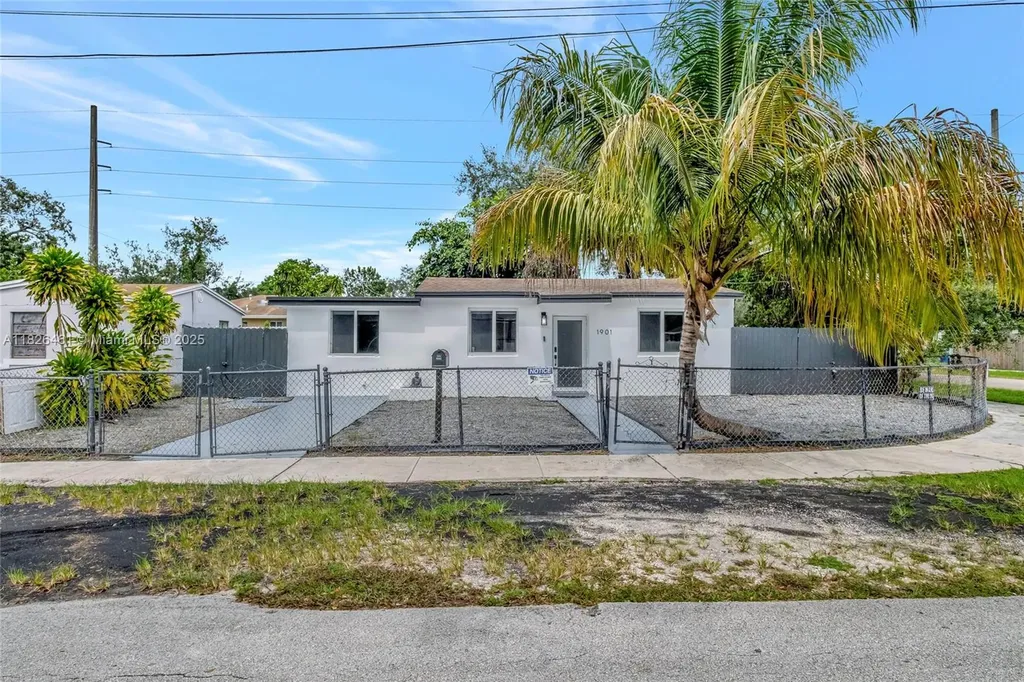 1901 NW 86th Terrace Miami FL 33147