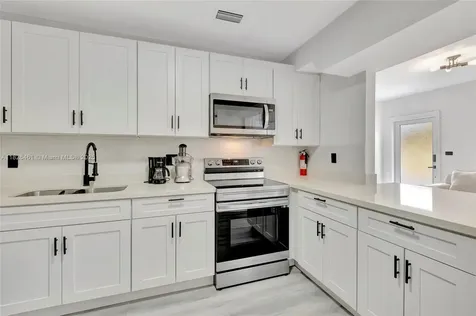 1901 NW 86th Terrace Miami FL 33147