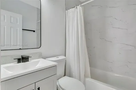 1901 NW 86th Terrace Miami FL 33147