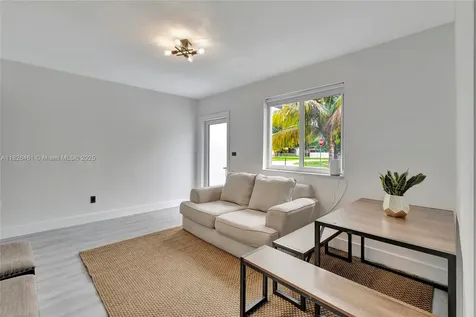 1901 NW 86th Terrace Miami FL 33147
