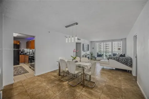 3000 S Ocean Drive Hollywood FL 33019