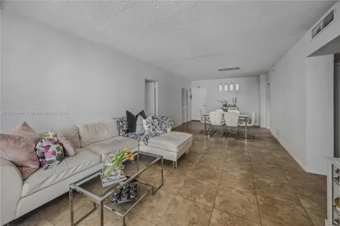 3000 S Ocean Drive Hollywood FL 33019